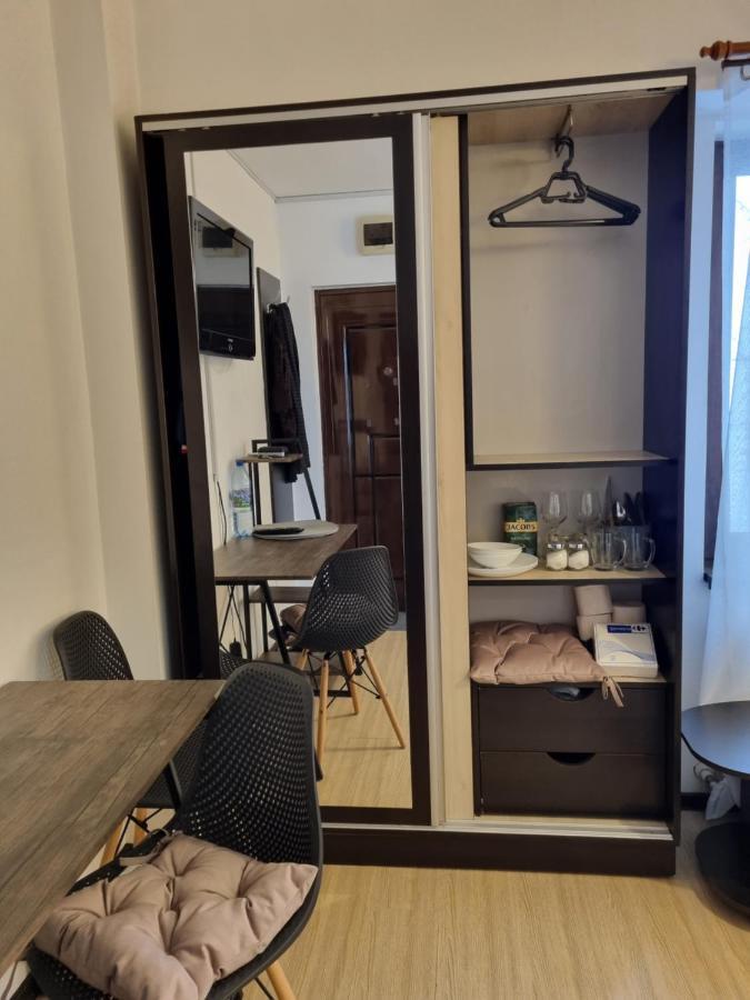 Central & Comfy, Peaceful Apt In Jászvásár Kültér fotó